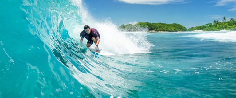 Surf Camp – North Malé Atoll